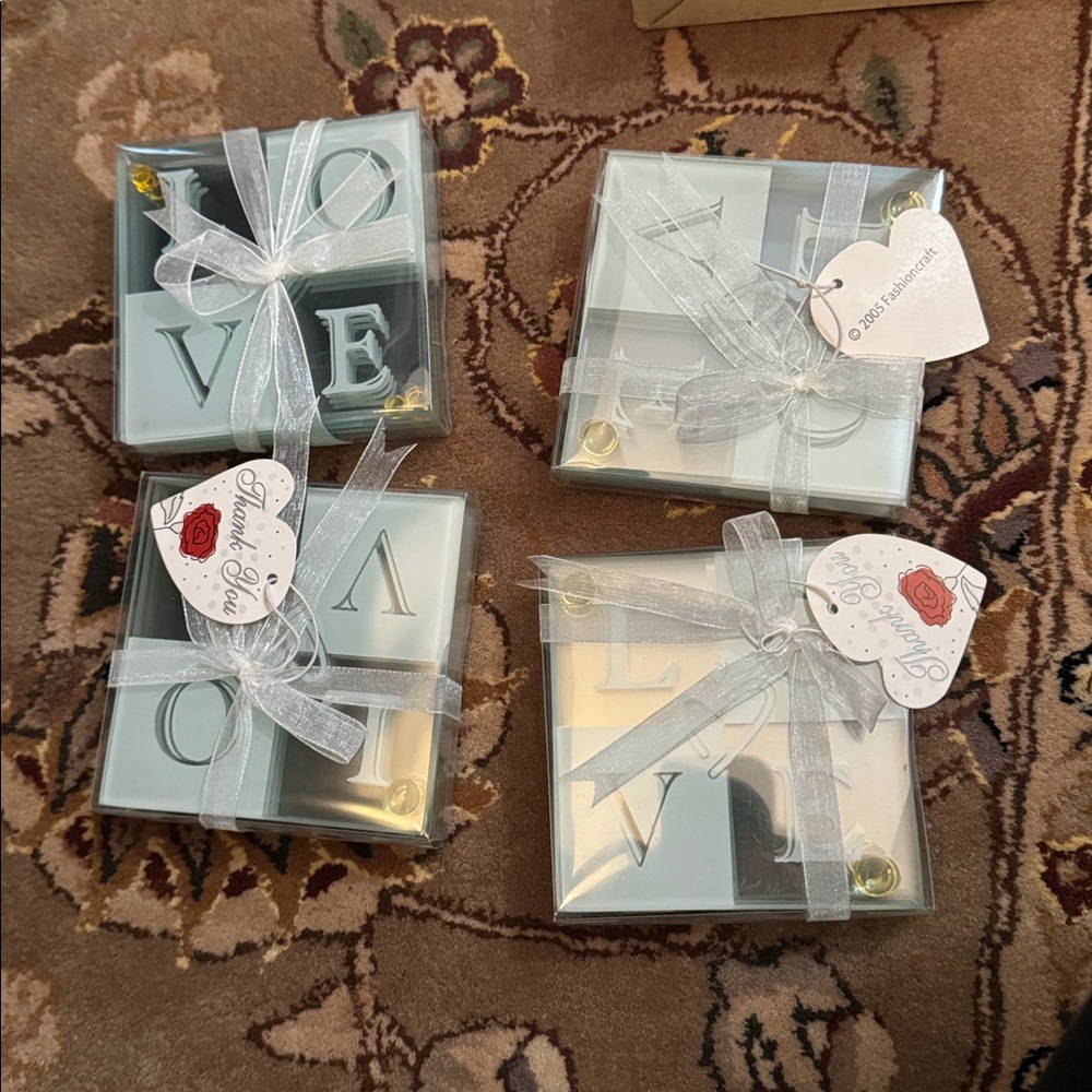 LOVE Coaster Set with Ribbon - Picture 2 of 2